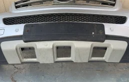 Накладка переднего бампера для Mercedes-Benz M class 2002 года на фотографиях