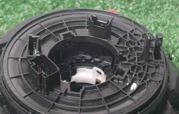 Подрулевой шлейф для BMW 5er 2017 года на фотографиях