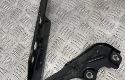 Петля капота левая для Audi A7 2011 года на фотографиях