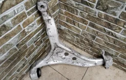 Рычаг передний правый нижний для Mercedes-Benz GL class на фотографиях