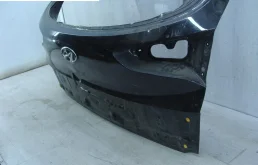 Дверь багажника для Hyundai Tucson 2021 года на фотографиях