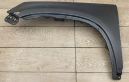 Крылья для Volkswagen Tiguan 2011 года на фотографиях