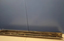 Молдинг передней левой двери для Volkswagen Touareg 2005 года на фотографиях