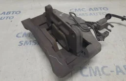 Суппорт передний левый для Audi A6 на фотографиях