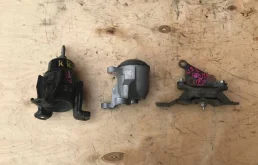 Подушка двигателя задняя левая нижняя для Nissan Teana 2010 года на фотографиях