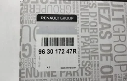 Стекла и зеркала для Renault Logan 2005 года на фотографиях
