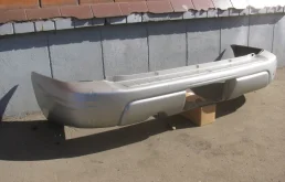 Бампер для Subaru Forester 1999 года на фотографиях