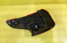 Фонарь внешний правый для Nissan Qashqai 2018 года на фотографиях