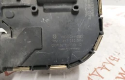 Мотор стеклоочистителя для Volkswagen Tiguan 2016 года на фотографиях