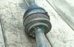 Привод передний левый для Toyota Corolla 2006 года на фотографиях