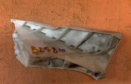 Усилитель переднего бампера для Infiniti QX 2014 года на фотографиях