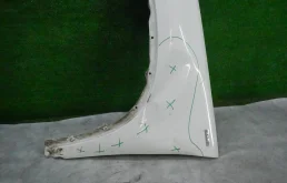 Крылья для Volkswagen Tiguan 2007 года на фотографиях