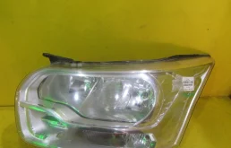 Фара левая для Ford Transit 2022 года на фотографиях