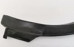 Молдинг крыла задний правый для Toyota RAV4 2018 года на фотографиях