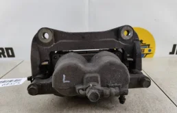 Суппорт передний левый для Lexus RX 2011 года на фотографиях