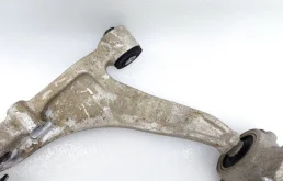 Рычаг передний левый нижний для Infiniti FX 2011 года на фотографиях