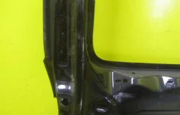 Дверь багажника для Volkswagen Touareg 2010 года на фотографиях