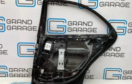 Дверь багажника для Mercedes-Benz C class 2005 года на фотографиях