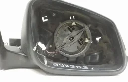 Стекла и зеркала для BMW 3er 2016 года на фотографиях