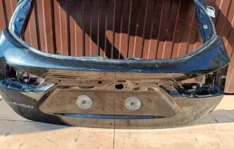 Дверь багажника для Nissan Qashqai 2019 года на фотографиях