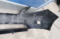 Бампер передний для Lexus RX 2005 года на фотографиях