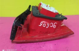 Фонарь левый для Volkswagen Passat 2000 года на фотографиях