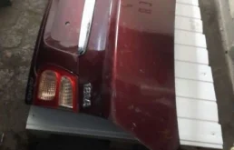 Крышка багажника для Nissan Almera 2005 года на фотографиях