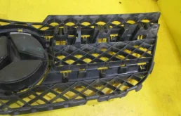 Решетка радиатора для Mercedes-Benz GLK class 2016 года на фотографиях