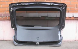 Крышка багажника для Subaru XV 2015 года на фотографиях