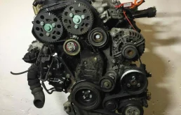 Двигатель для Audi A6 2004 года на фотографиях