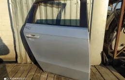 Дверь задняя правая для Volkswagen Passat 2012 года на фотографиях