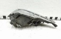 Фара ксенон левая для Toyota RAV4 2014 года на фотографиях