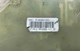 Замок двери задней правой для Volkswagen Touareg 2003 года на фотографиях