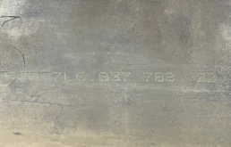 Молдинг двери передний правый для Volkswagen Touareg 2006 года на фотографиях