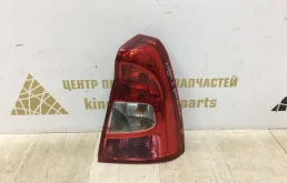 Фонарь правый для Renault Logan 2007 года на фотографиях