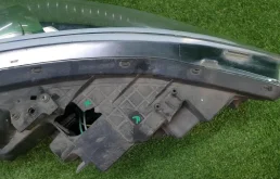 Фара ксенон левая для Kia Cerato 2016 года на фотографиях