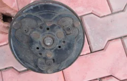 Компрессор кондиционера для Skoda Octavia 2002 года на фотографиях