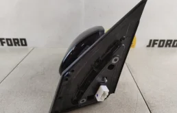 Зеркало боковое правое для Hyundai Tucson 2015 года на фотографиях