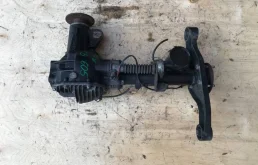 Редуктор переднего моста для Mitsubishi Pajero 2014 года на фотографиях