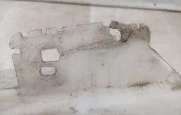 Бачок стеклоомывателя задний для Nissan Qashqai 2011 года на фотографиях