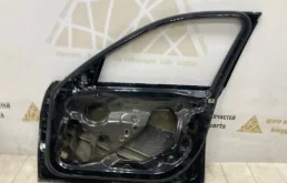 Дверь передняя правая для BMW 3er 2011 года на фотографиях