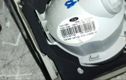 Фонарь внутренний правый для Ford Kuga 2010 года на фотографиях