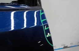 Дверь передняя правая для Lexus RX 2020 года на фотографиях