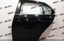 Дверь задняя левая для Volkswagen Jetta 2009 года на фотографиях