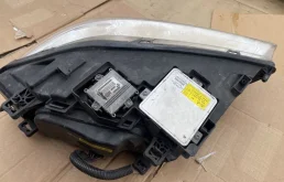 Фара правая для Volvo S80 2014 года на фотографиях