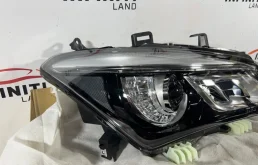Фара правая для Infiniti QX 2018 года на фотографиях