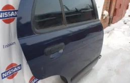 Двери для Nissan Almera 1997 года на фотографиях