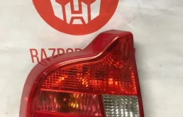Фонарь левый для Volvo S80 2004 года на фотографиях