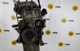 Двигатель для SsangYong Rexton 2003 года на фотографиях