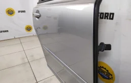 Дверь задняя правая для Volvo S40 2005 года на фотографиях